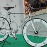 Vélo Alchimia de Riccardo Fortuna, du collectif d'artistes italiens Cicli Art Lab.